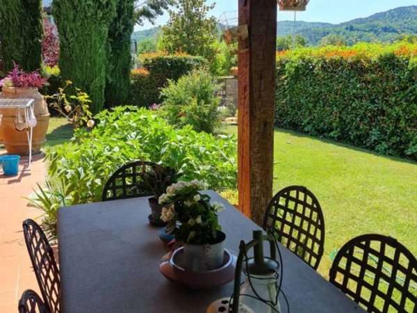 casa indipendente in vendita a Vicchio