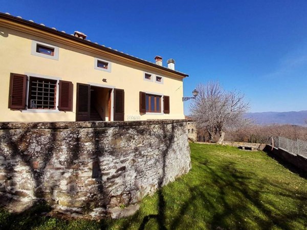 casa indipendente in vendita a Vicchio