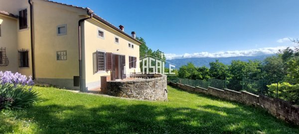 casa indipendente in vendita a Vicchio