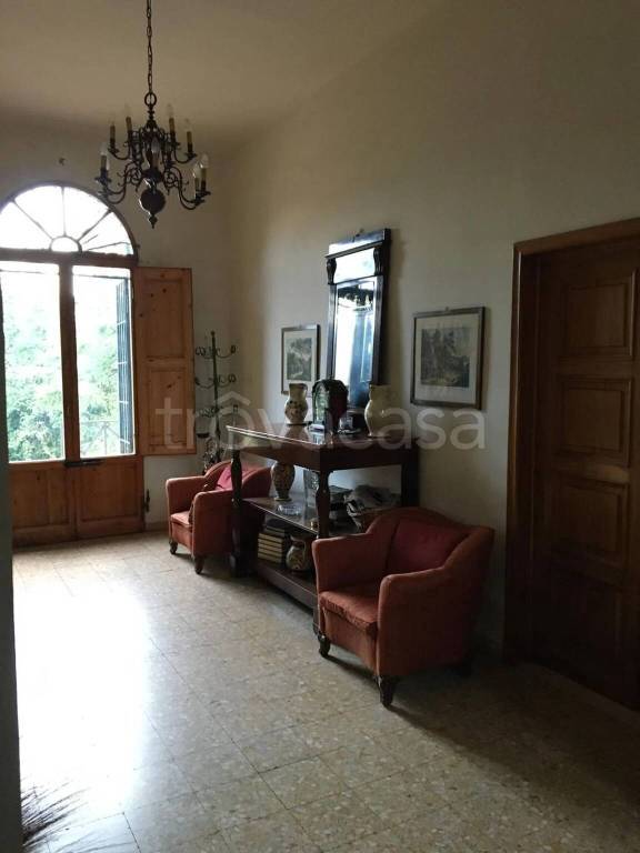 casa indipendente in vendita a Vicchio