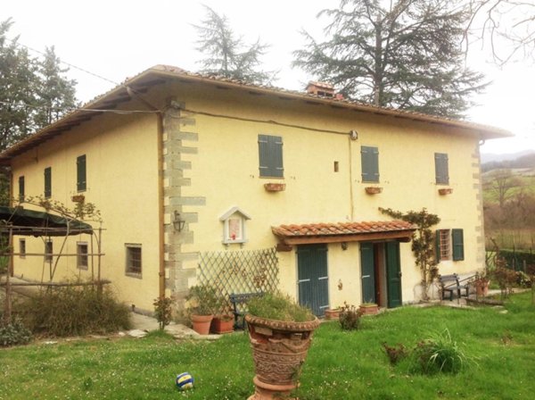 casa indipendente in vendita a Vicchio