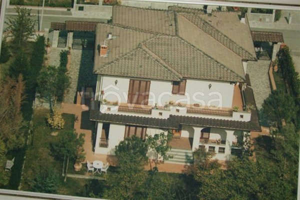 casa indipendente in vendita a Vicchio