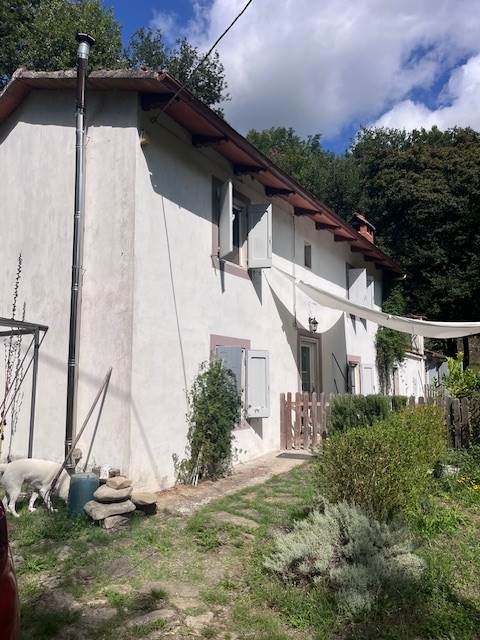 casa indipendente in vendita a Vicchio in zona Gattaia