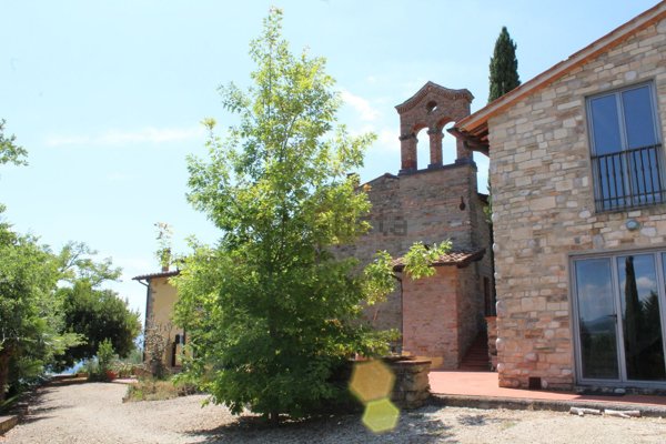 casa indipendente in vendita a Vicchio in zona Casole