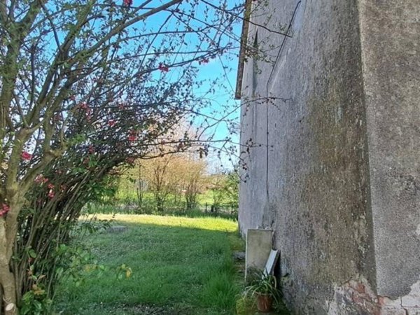 casa indipendente in vendita a Vicchio