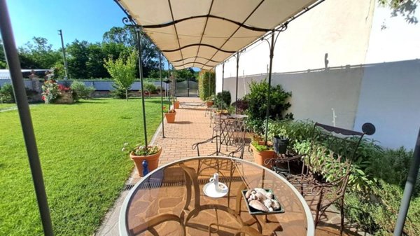 casa indipendente in vendita a Vicchio