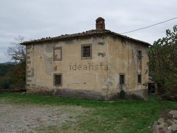 casale in vendita a Vicchio
