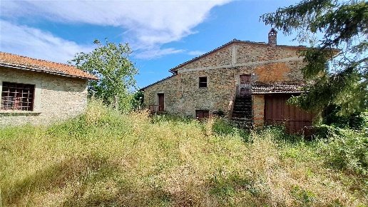 casale in vendita a Vicchio in zona Santa Maria a Vezzano