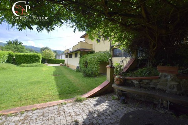 casa indipendente in vendita a Vicchio