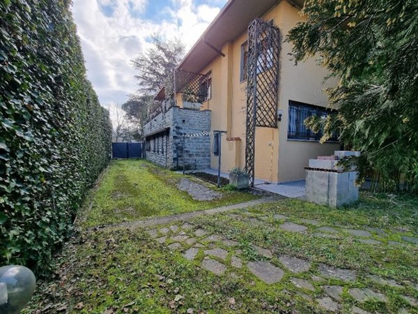 casa indipendente in vendita a Vicchio