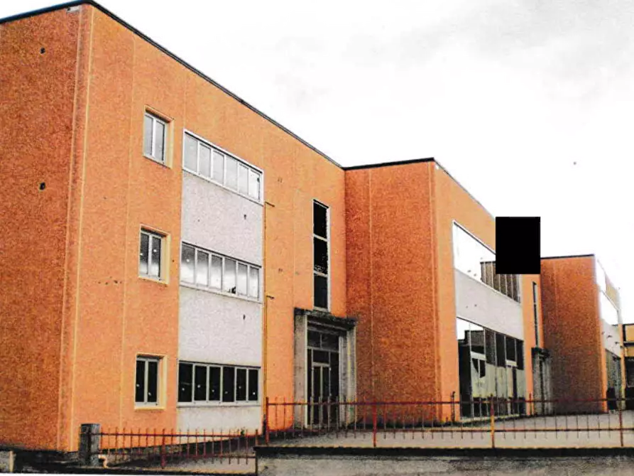 locale di sgombero in vendita a Vicchio