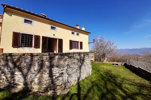 casa indipendente in vendita a Vicchio