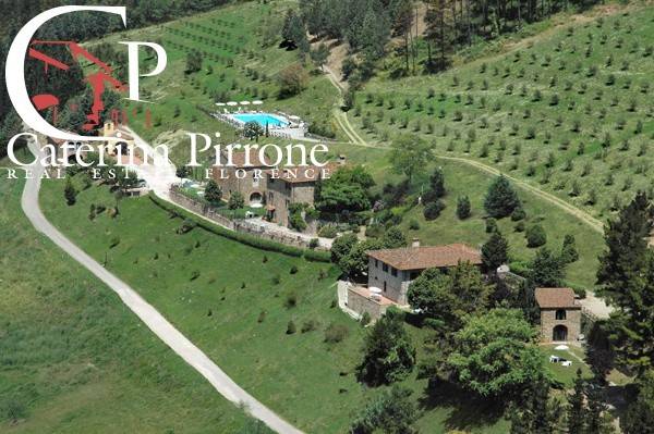 negozio in vendita a Vicchio in zona Ampiniana