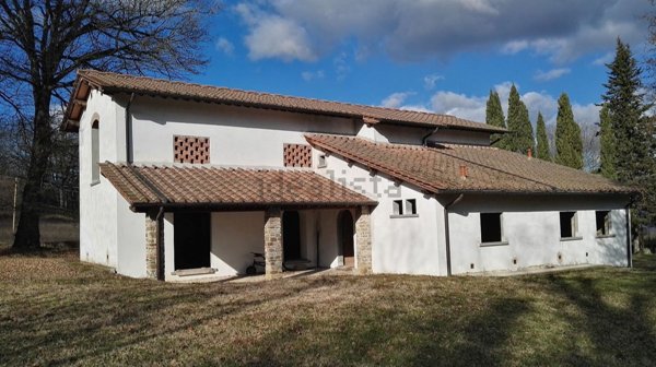 casa indipendente in vendita a Vicchio