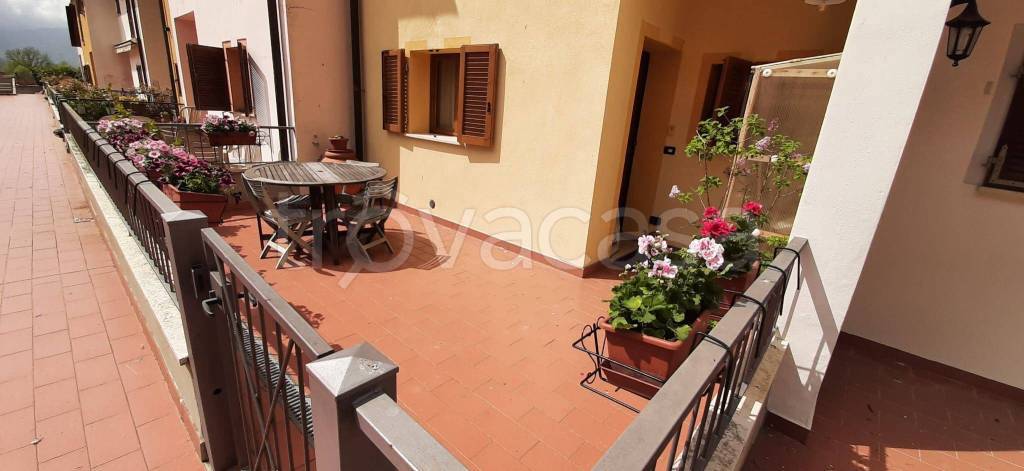 casa indipendente in vendita a Vicchio in zona Caselle