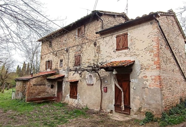 casa indipendente in vendita a Vicchio