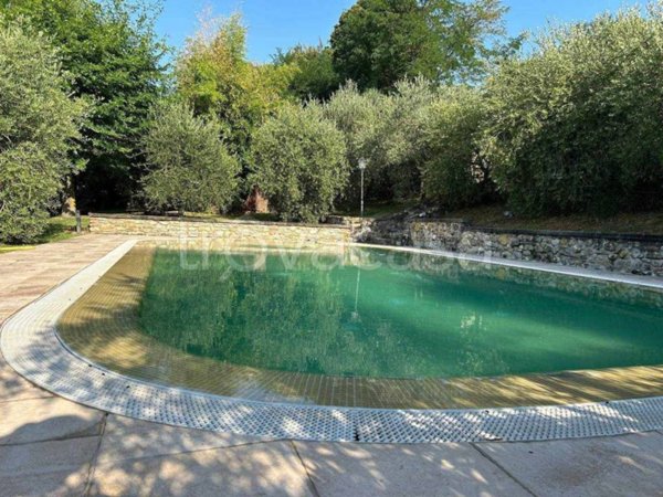 casa indipendente in vendita a Vicchio