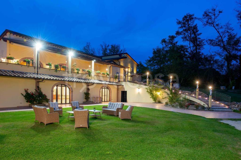 casa indipendente in vendita a Vicchio