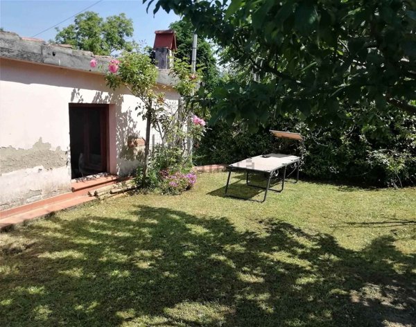 casa indipendente in vendita a Vicchio in zona Cistio