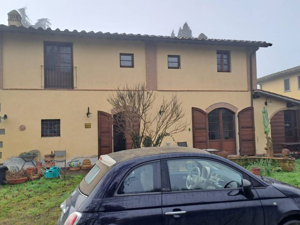 casa indipendente in vendita a Vicchio
