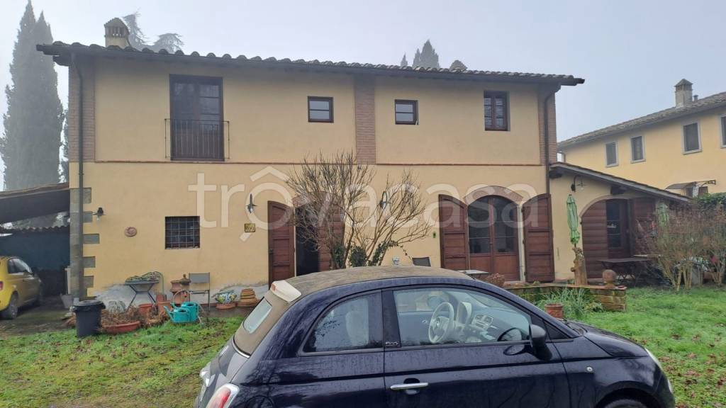 casa indipendente in vendita a Vicchio