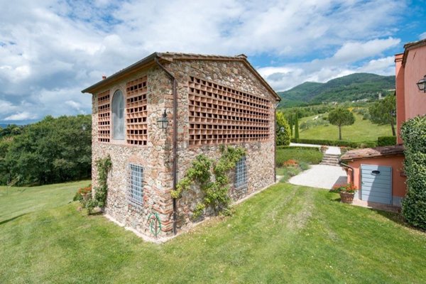 casale in vendita a Vicchio