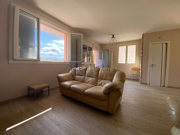 casa indipendente in vendita a Vicchio