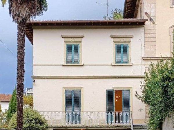 casa indipendente in vendita a Vicchio