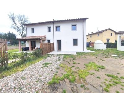 casa indipendente in vendita a Vicchio