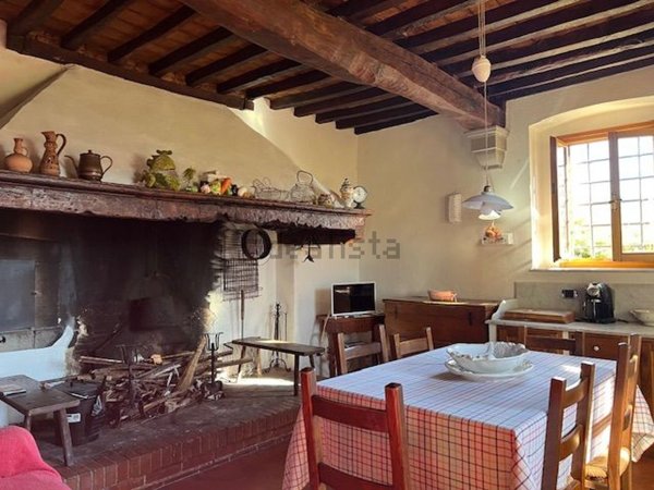 casa indipendente in vendita a Vicchio