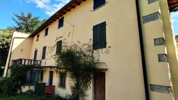 casa indipendente in vendita a Vicchio