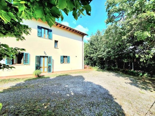 casa indipendente in vendita a Vicchio in zona Pilarciano