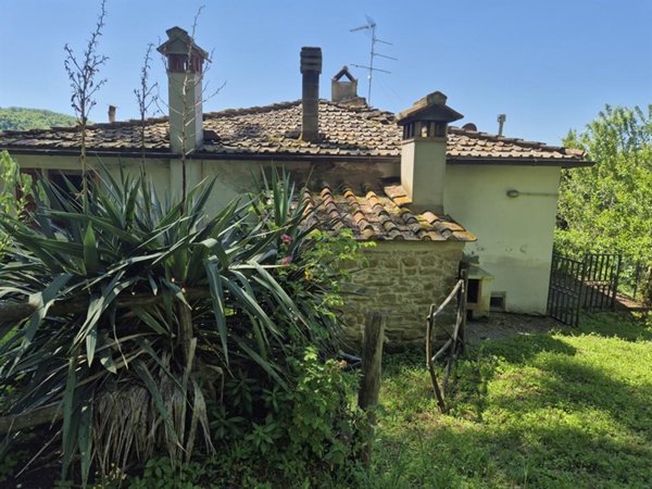 appartamento in vendita a Vicchio in zona Gattaia