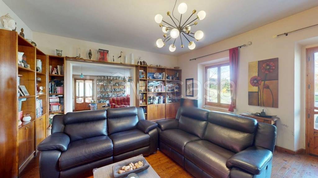 casa indipendente in vendita a Vicchio