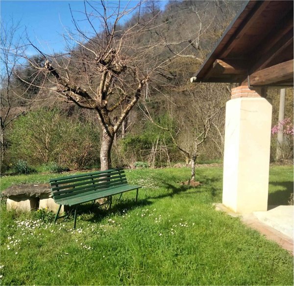 casa indipendente in vendita a Vicchio in zona Villore