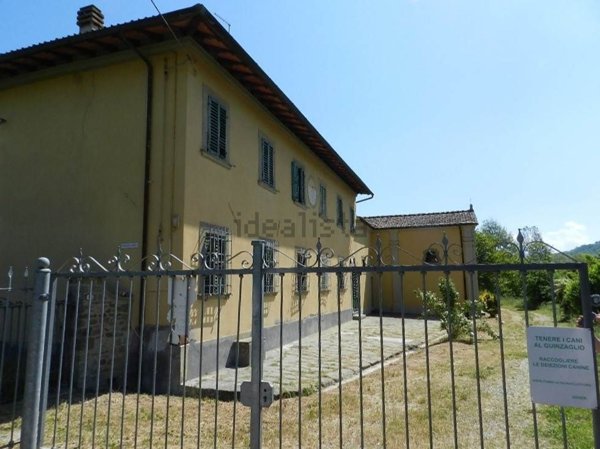 casale in vendita a Vicchio