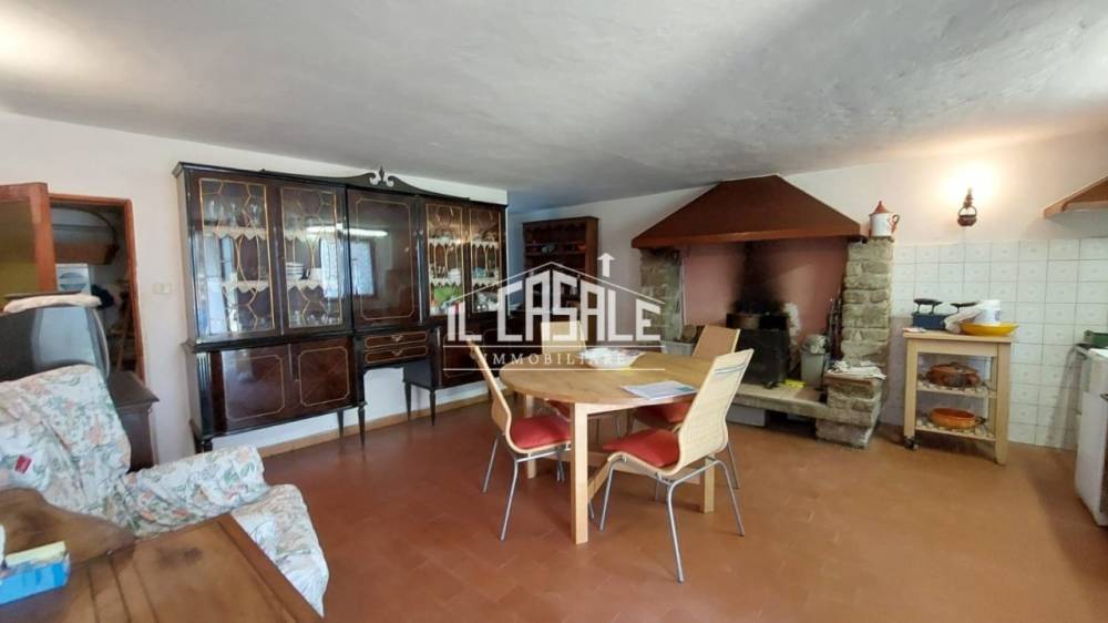 casale in vendita a Vicchio in zona Ponte a Vicchio