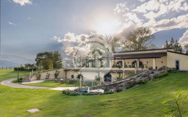 casa indipendente in vendita a Vicchio