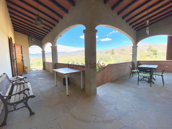 casa indipendente in vendita a Vicchio in zona Santa Maria a Vezzano