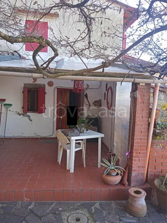 casa indipendente in vendita a Vicchio