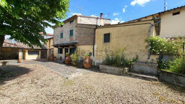 trivano in vendita a Vicchio