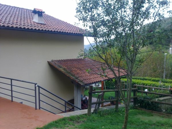 casa indipendente in vendita a Vicchio in zona Villore