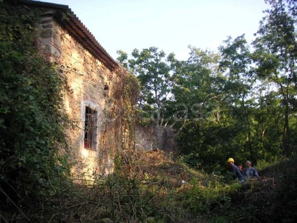 casa indipendente in vendita a Vicchio in zona Ponte a Vicchio