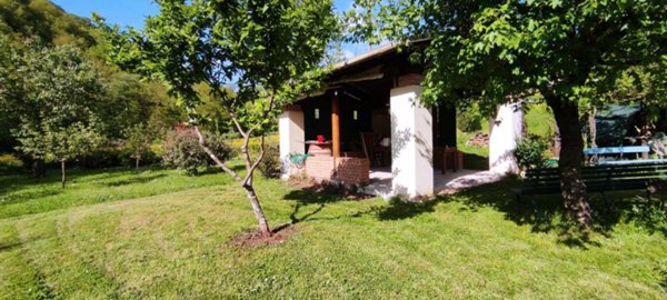 casa indipendente in vendita a Vicchio