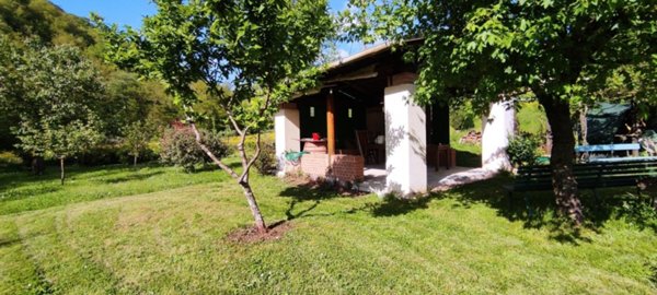 casa indipendente in vendita a Vicchio