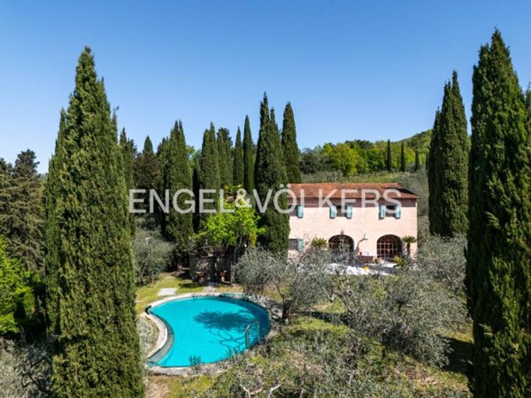 casa indipendente in vendita a Vicchio in zona Gattaia