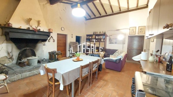 casale in vendita a Vicchio