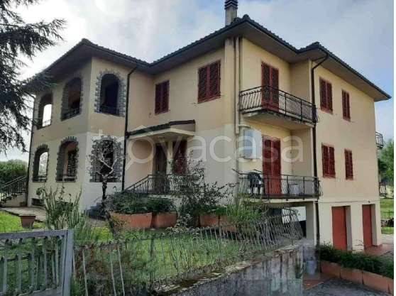 casa indipendente in vendita a Vicchio