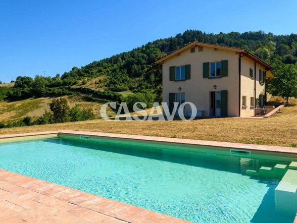 casa indipendente in vendita a Vicchio