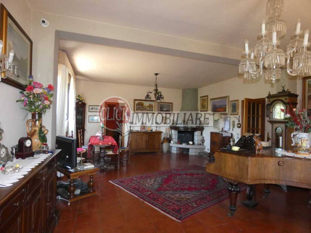 casa indipendente in vendita a Vicchio in zona Padulivo